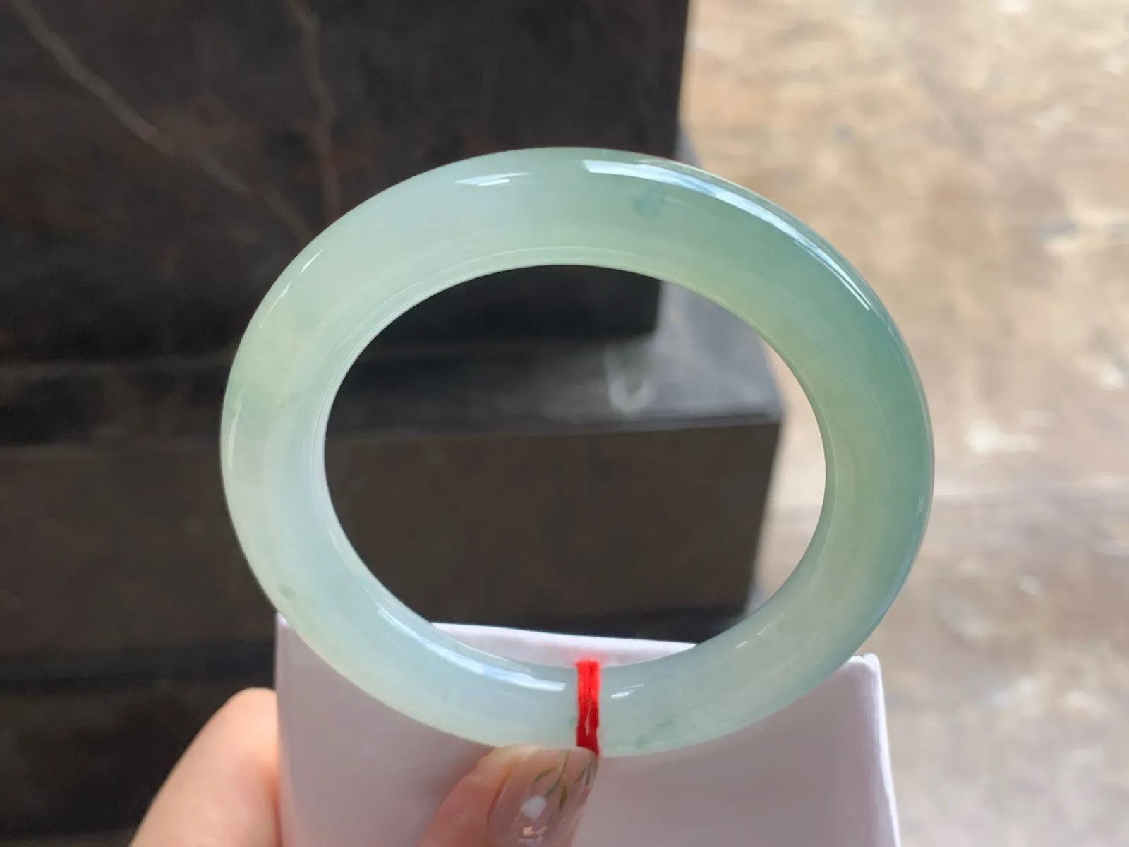 56-11

冰种圆条手镯^_^水润冰透