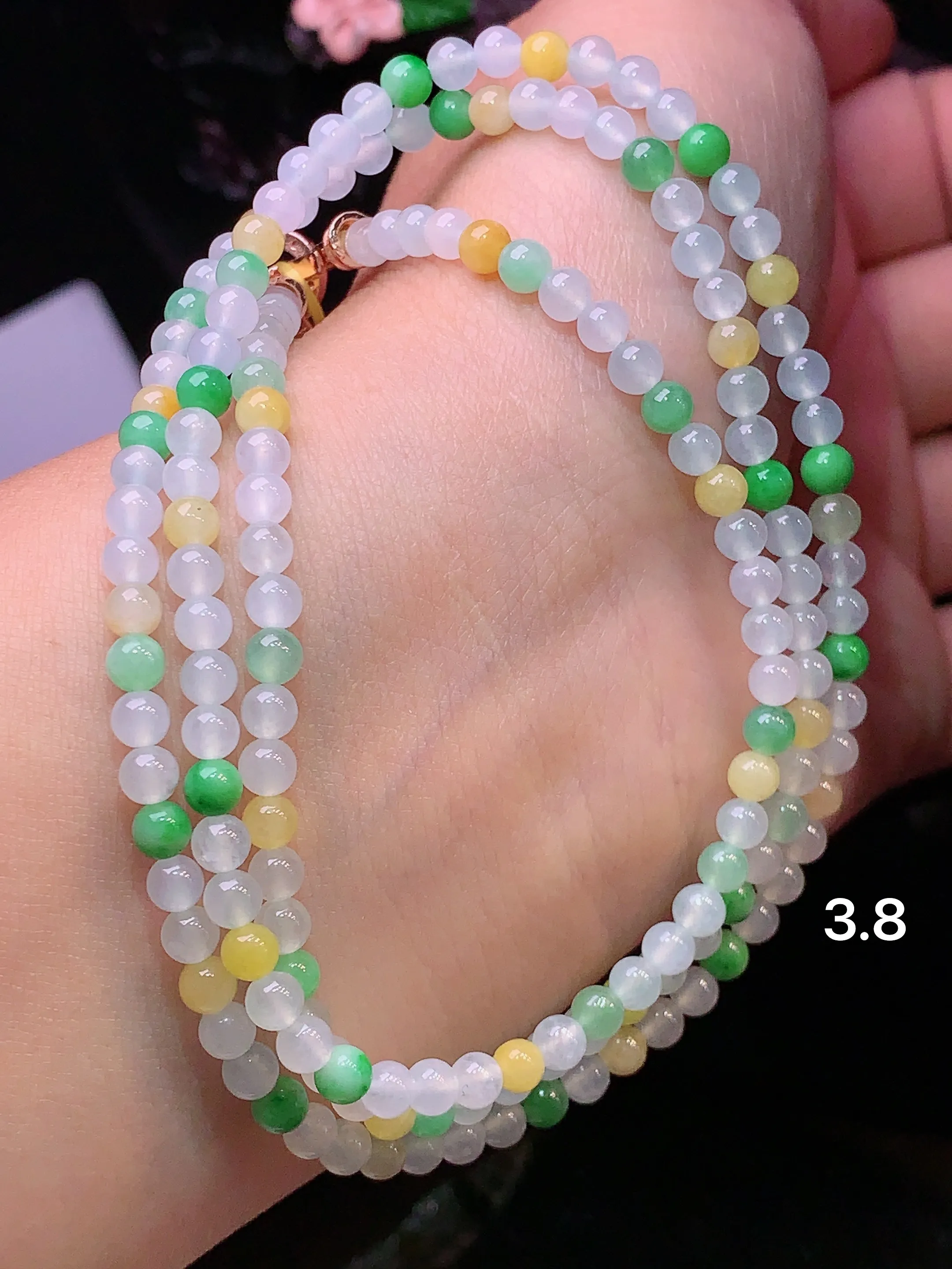 多宝圆珠项链 玉质细腻 色泽清新艳丽 整体尺寸3.8