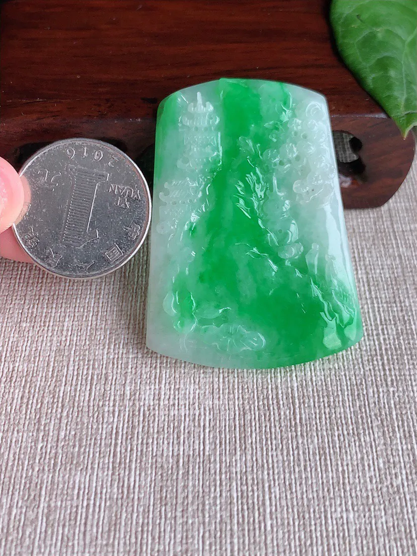 缅甸a货翡翠ddj老坑冰种飘阳绿意境山水牌吊坠  整体51.8×37.8×5.2mm 22.70
