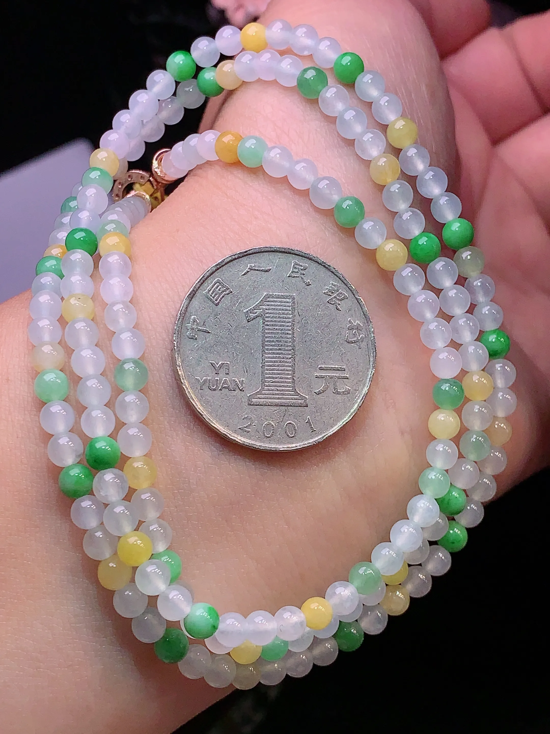 多宝圆珠项链 玉质细腻 色泽清新艳丽 整体尺寸3.8