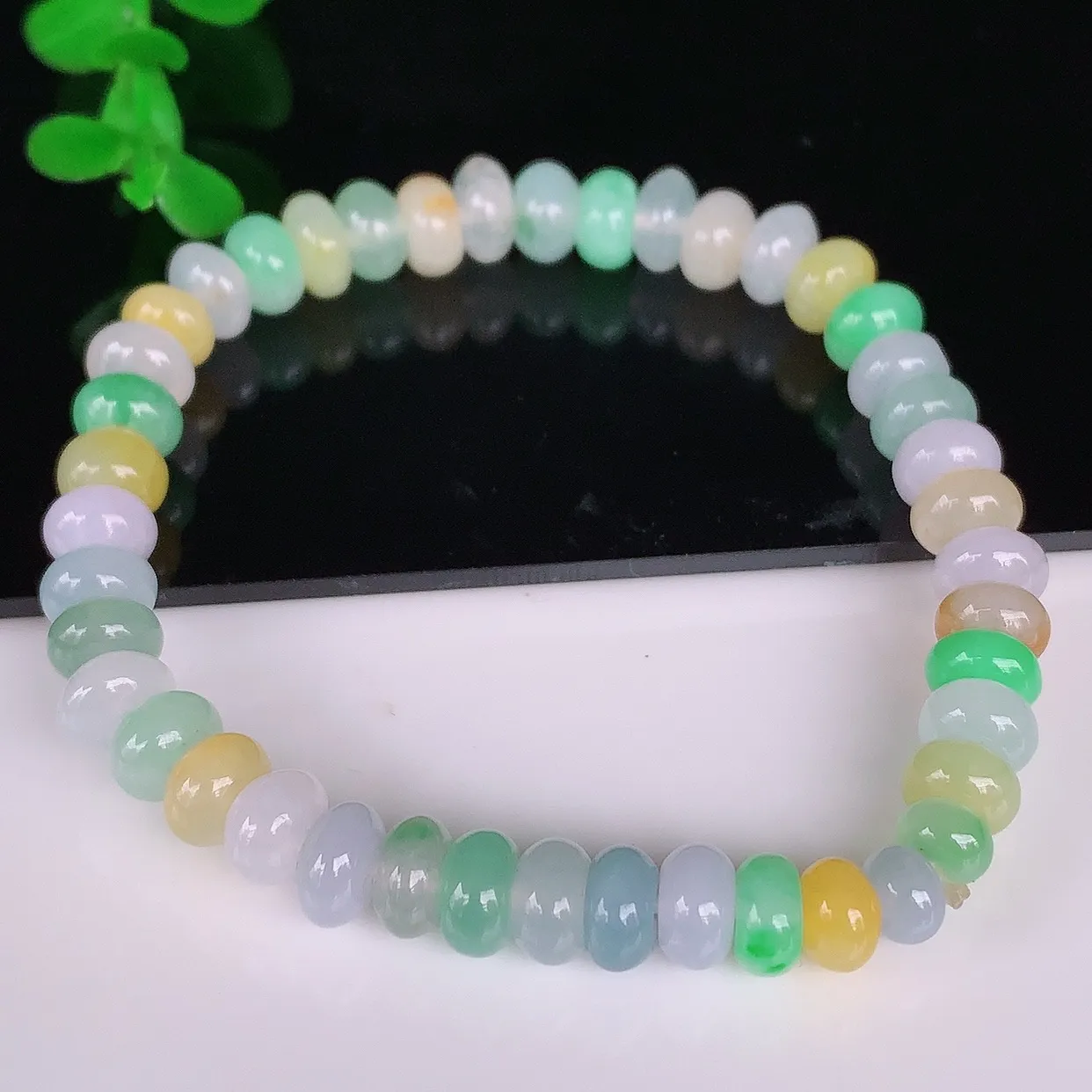 自然光实拍，冰润冰糯种多彩算盘珠翡翠手串手链，种老水足，冰清玉润  颜色漂亮  #46.6取一尺寸7*3.5mm