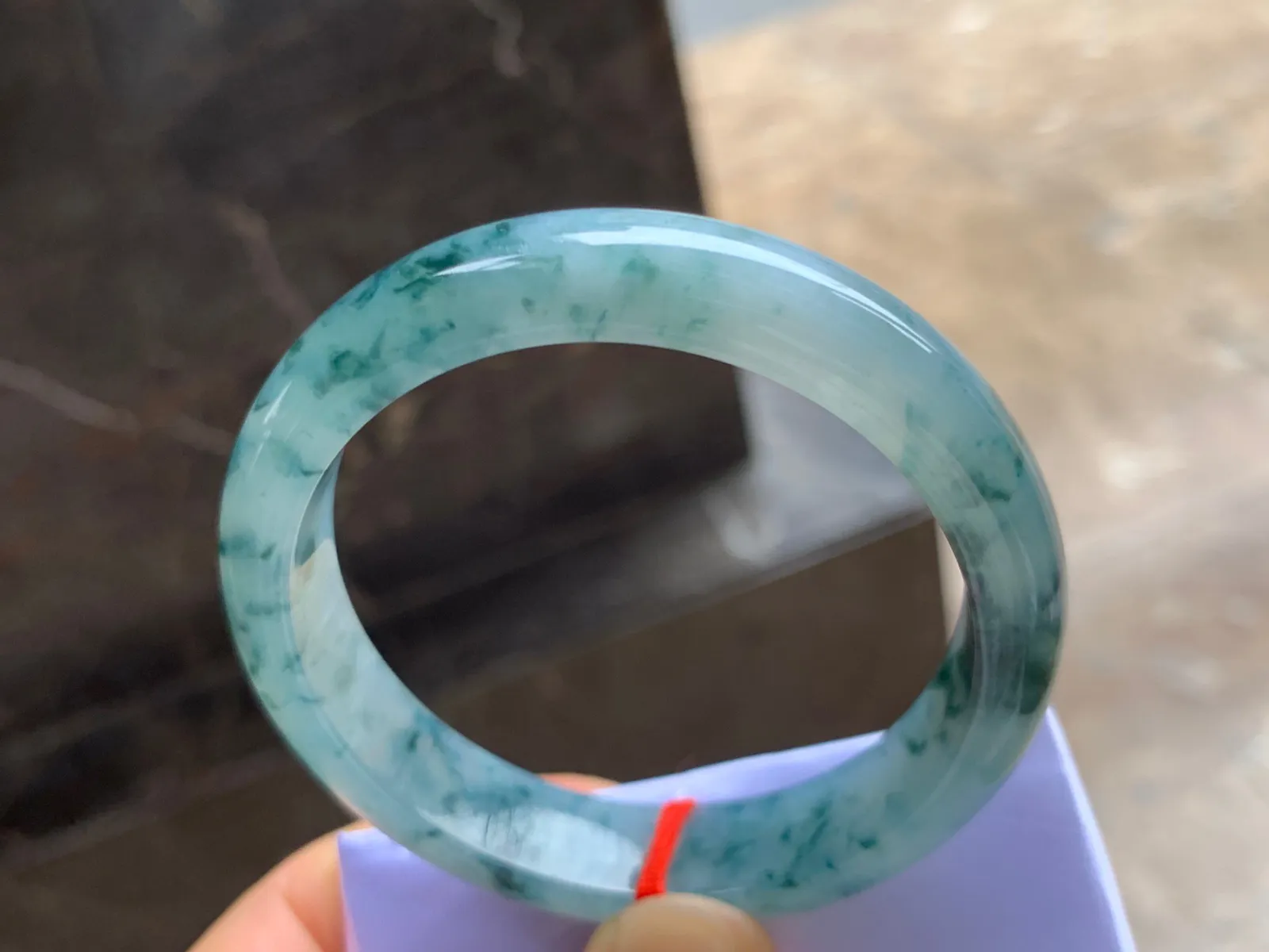 54-12-7.5mm
飘花手镯 种好细腻 花色均匀