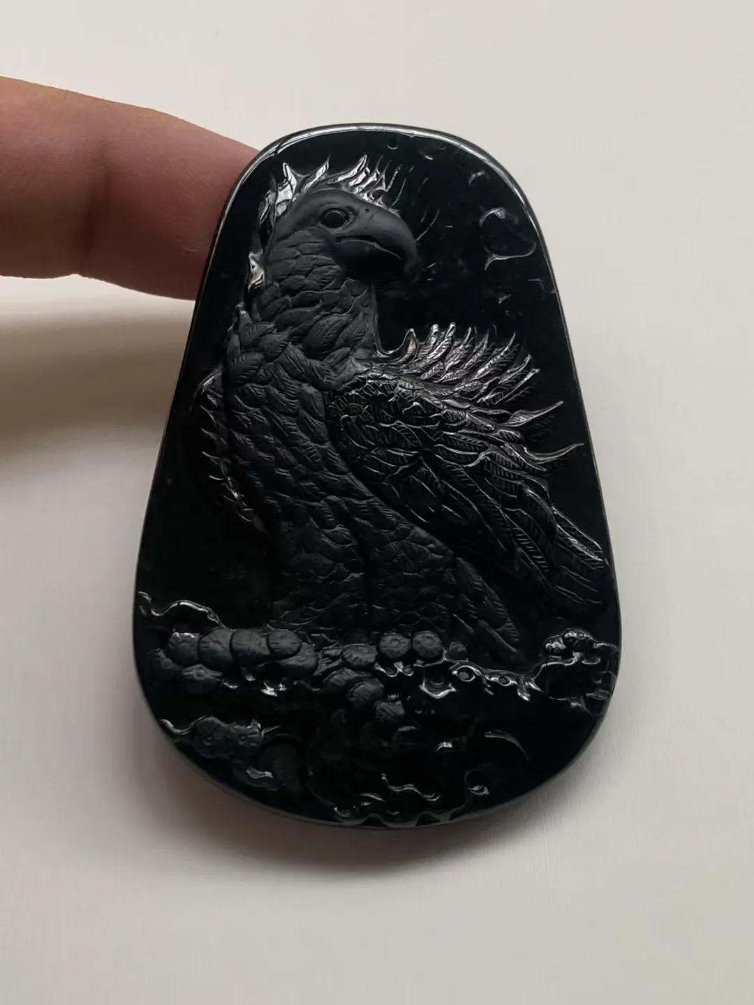 墨翠【大展宏图】细腻干净，黑度极黑、性价比高，雕工精湛，打灯透绿‘