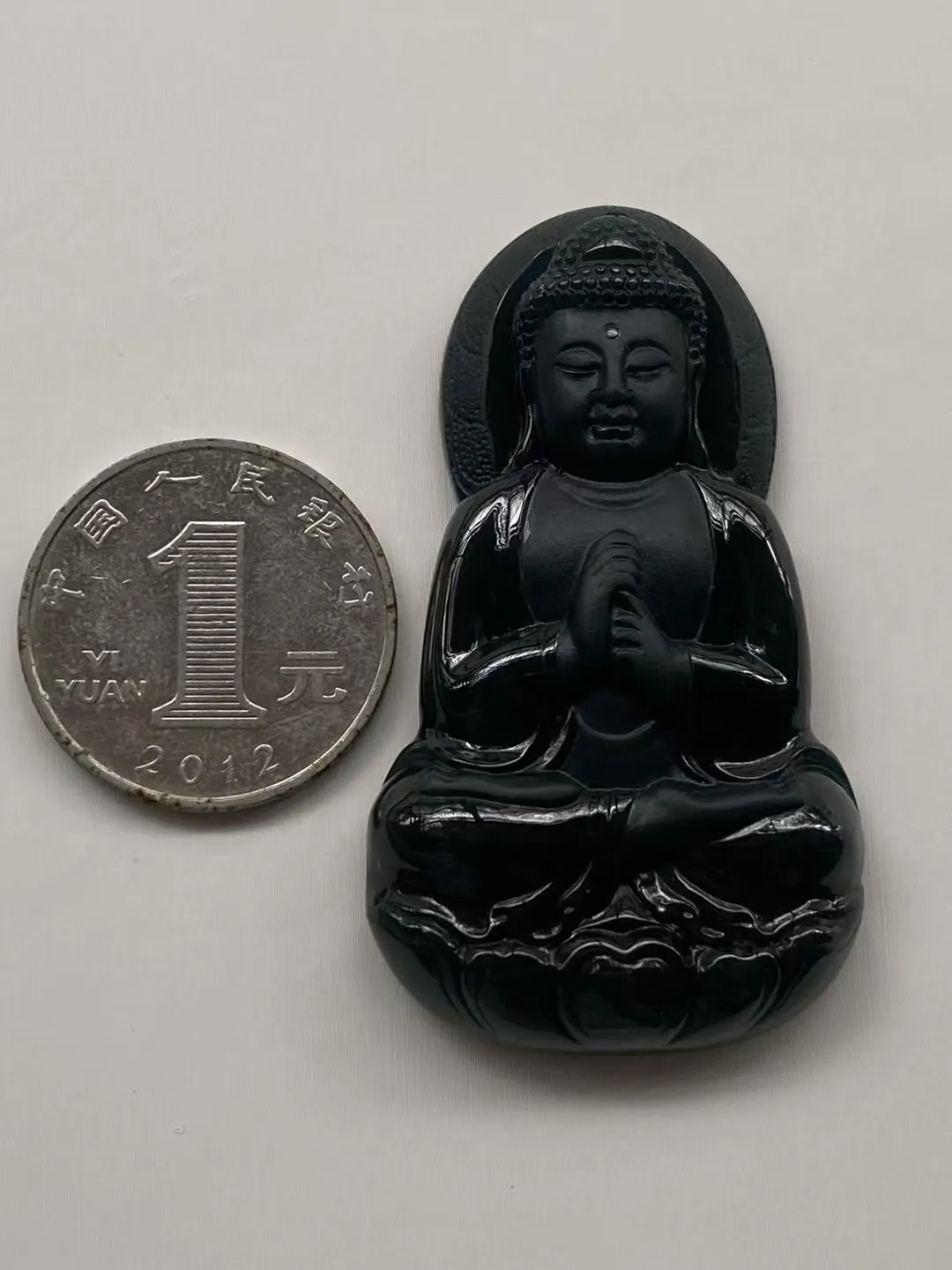墨翠【大日如来】细腻干净，黑度好，性价比高，雕工精湛，打灯透绿.