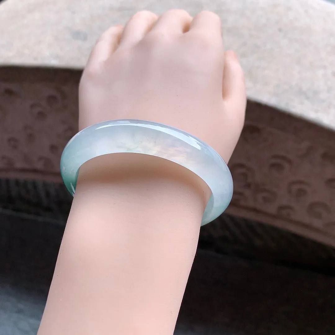 贵妃冰玻深蓝绿花 无瑕 尺寸:56.5/51.5/13.1/8.1 韵味悠长 荧光闪闪