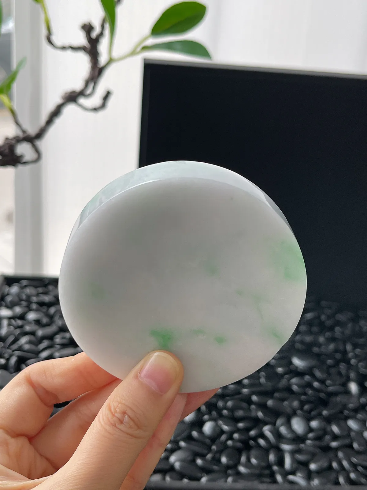 翡翠镯饼，正圈最大做59，圆条最大做55