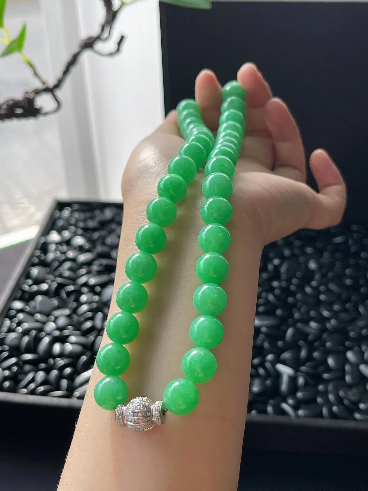 翡翠细糯化满绿塔链