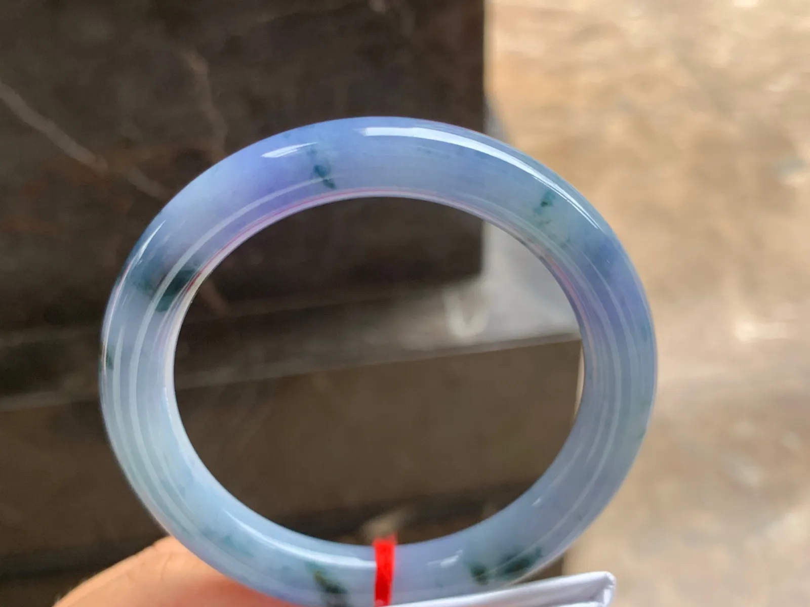 56-9.5mm
紫罗兰飘花圆条手镯 种好细腻 茄紫色