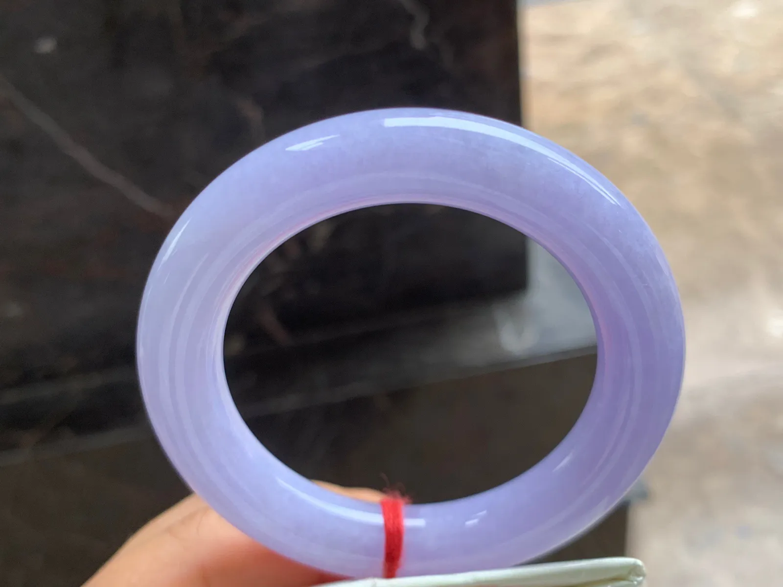 52.5-11mm
紫罗兰圆条手镯 颜色浓郁 条形优秀 上手高贵大气