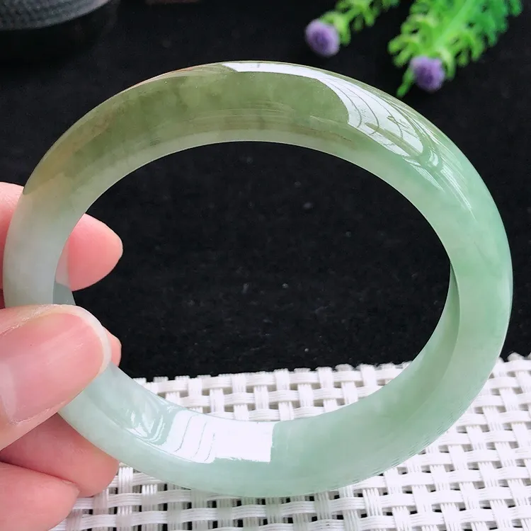 自然光59.5圈口老坑精美温润半山水黄翡手镯翡翠玉镯尺寸59.5/13.7/8.6