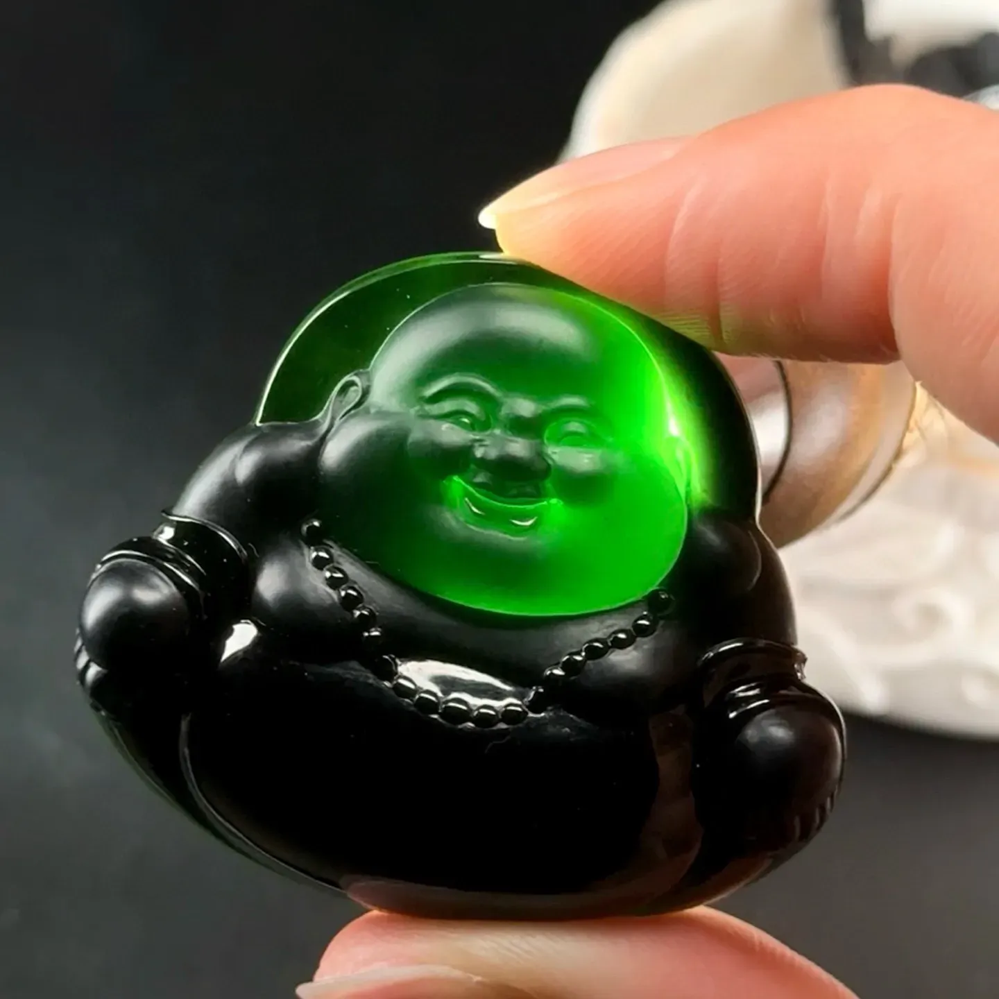 墨翠超厚大肚佛 种好色正 黑度极好 打灯通透 油性十足