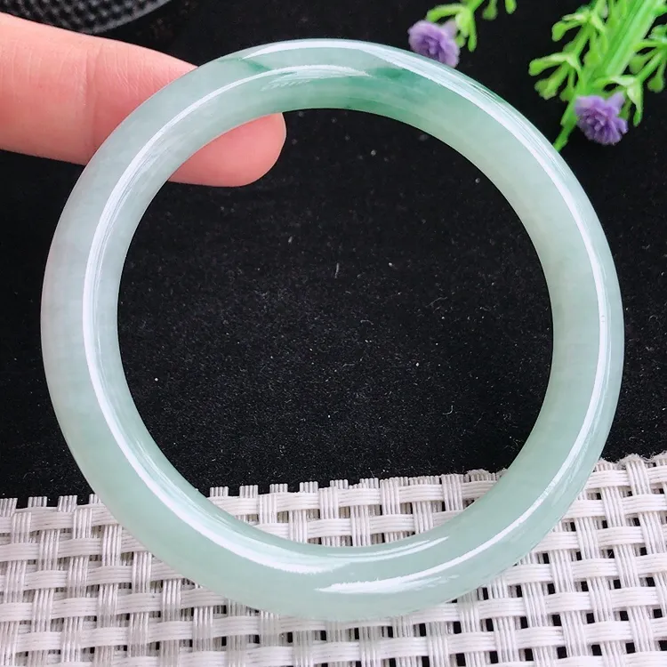 自然光56.8圈口老坑冰胶水灵飘花圆条手镯翡翠玉镯尺寸56.8/9.2/8.9