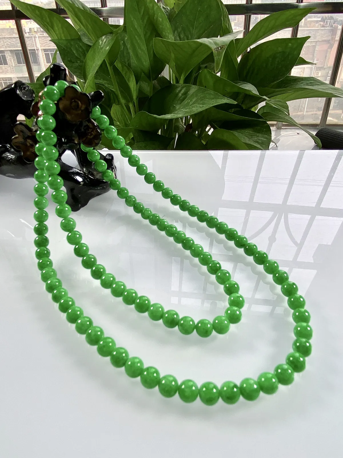 收藏级别，缅甸天然翡翠A货，卡6冰糯种起胶满绿浓阳绿圆珠项链手链，尺寸：6mm/108颗，长度630mm，重量：40.91g