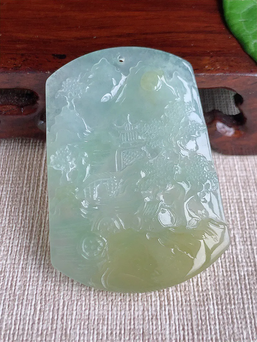 缅甸a货翡翠ddj老坑冰种飘黄翡意境山水牌吊坠 整体49.6×35×5.3mm 19.85