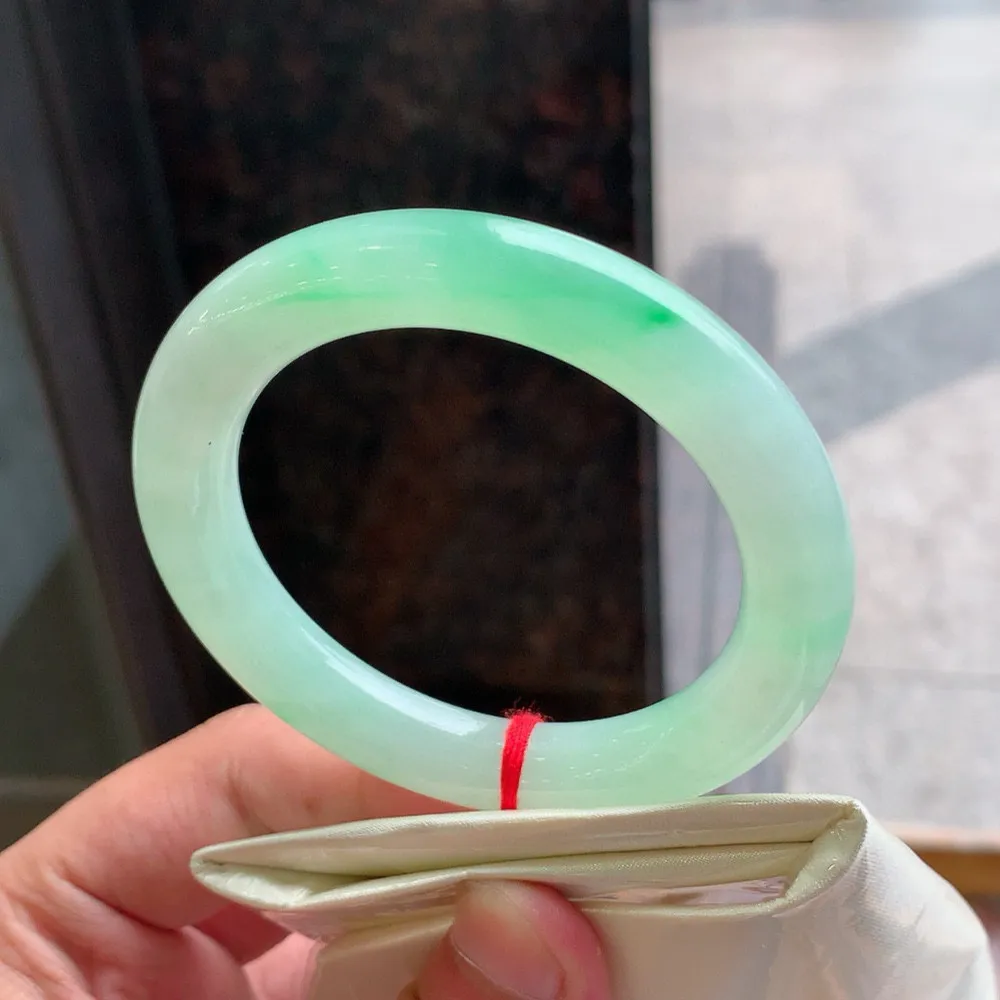 圆条冰阳绿 一丝细线 尺寸:53.6/10.3 种色俱佳