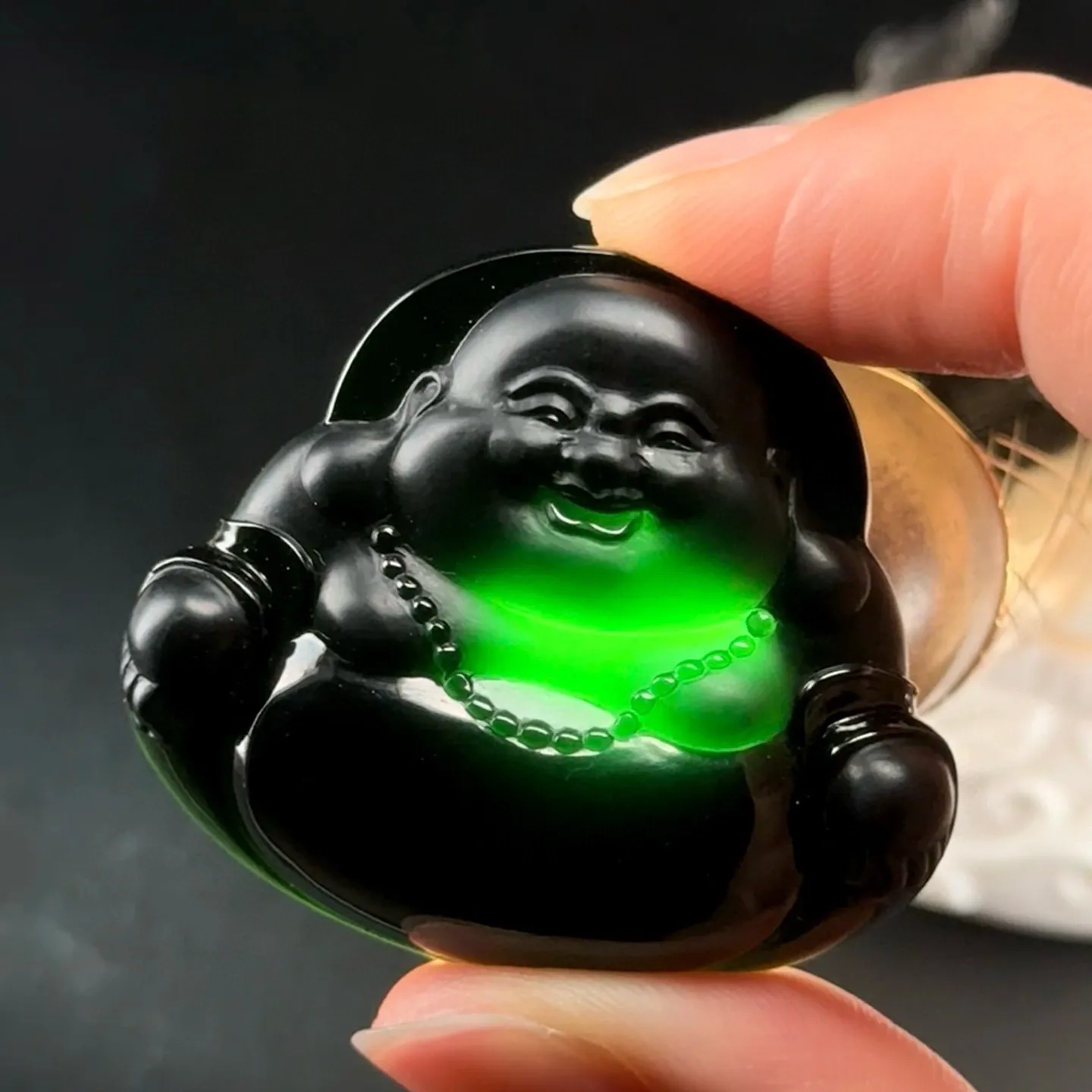墨翠超厚大肚佛 种好色正 黑度极好 打灯通透 油性十足