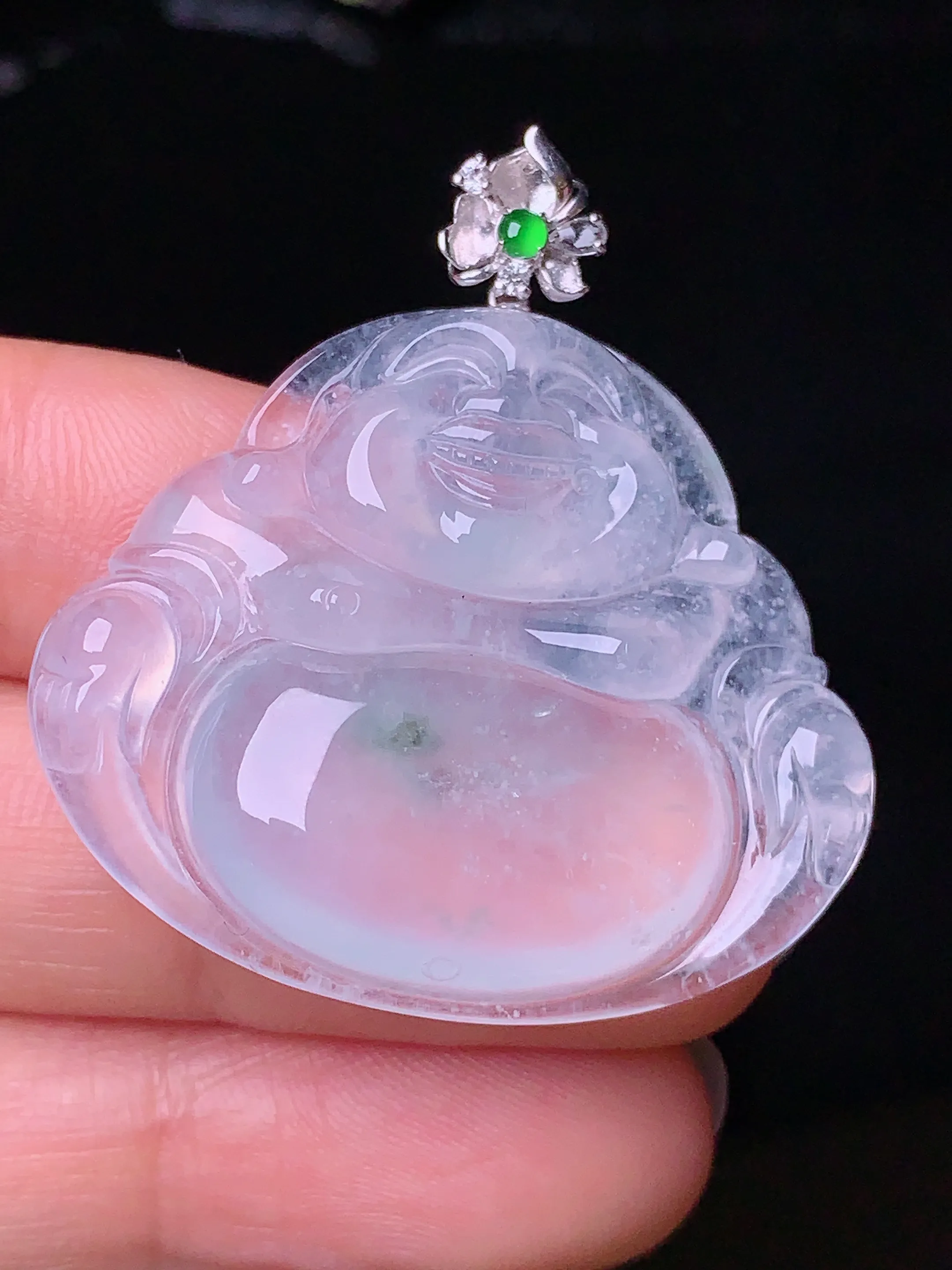 18k金钻镶嵌冰种佛公吊坠 玉质细腻 色泽清新艳丽 整体尺寸37.2*34.7*5.6