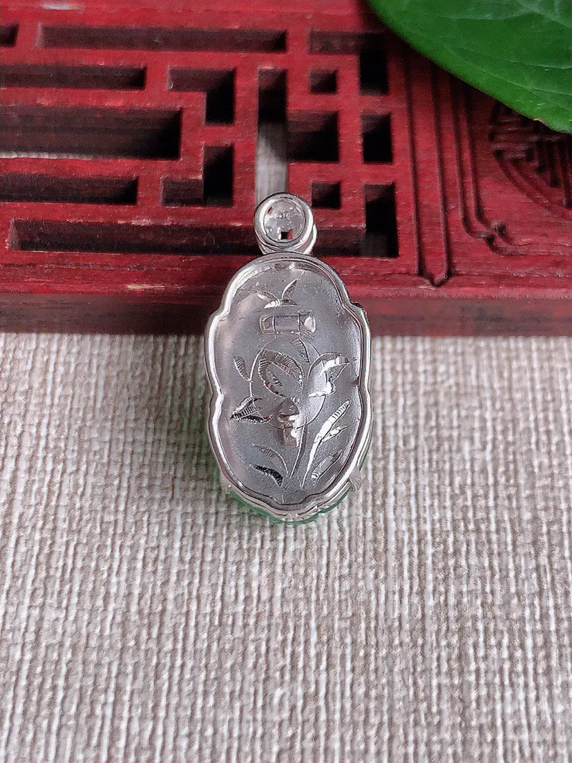 缅甸a货翡翠ddj老坑冰种18K金镶嵌甜绿招财貔貅吊坠 整体24×19.5×12×9.7mm 5.11