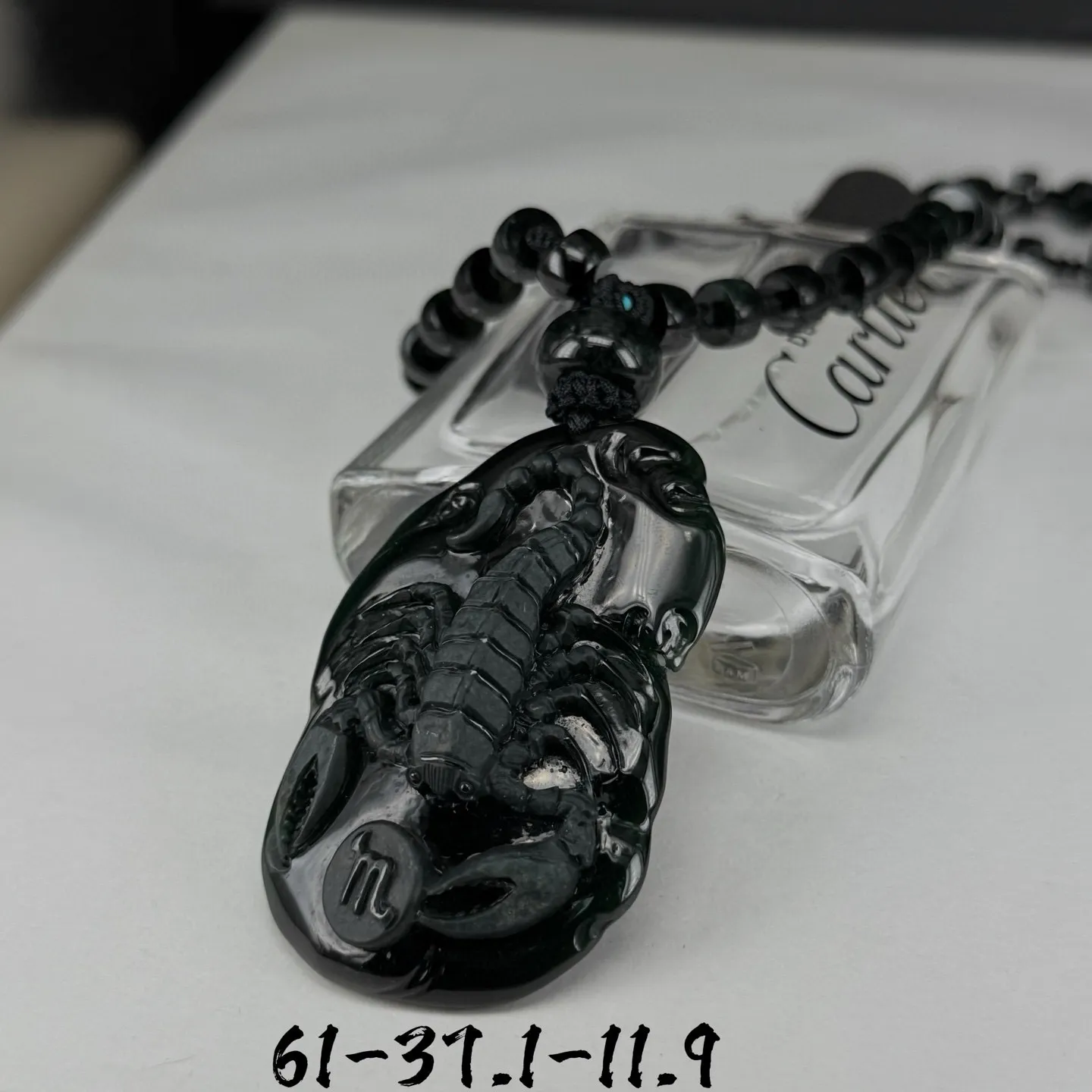 精品墨翠天蝎座 含墨翠珠链 种好色正 黑度极好 打灯通透 油性十