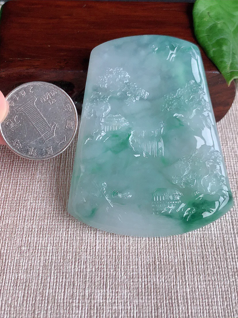 缅甸a货翡翠ddj老坑冰种飘花意境山水牌吊坠 整体65×51×6.5mm 48.40
