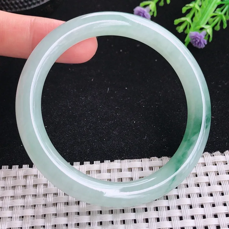 自然光56.8圈口老坑冰胶水灵飘花圆条手镯翡翠玉镯尺寸56.8/9.2/8.9