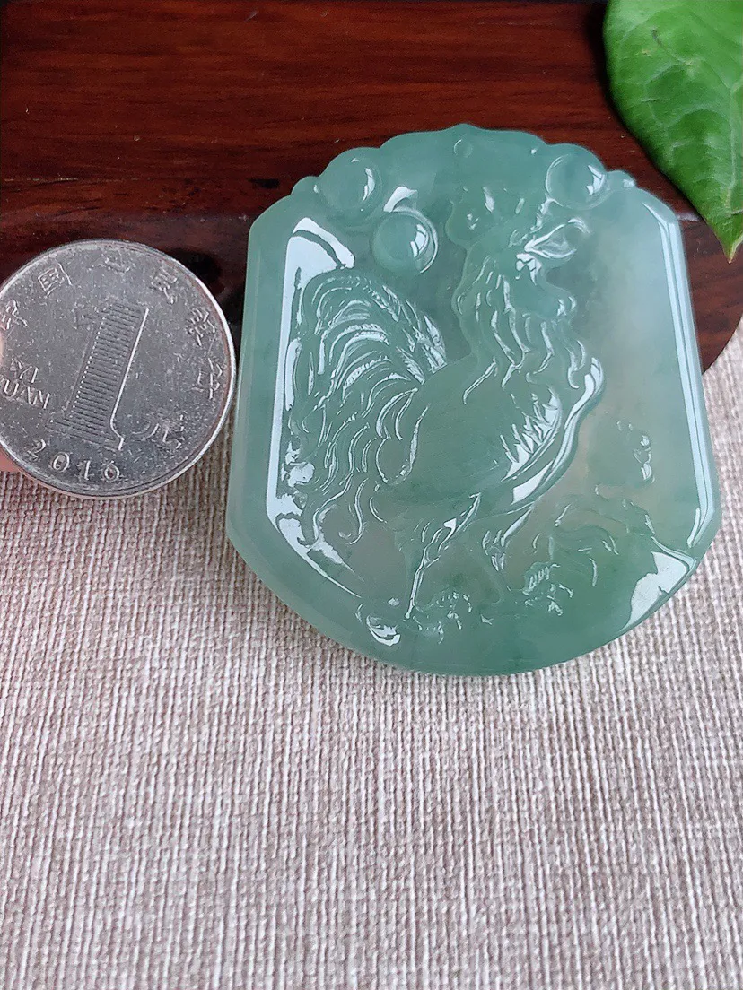 缅甸a货翡翠ddj老坑冰种晴水一刀切生肖鸡吊坠 整体53.5×47×5.3mm 30.77