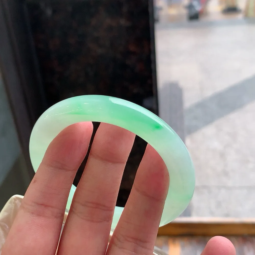 圆条冰阳绿 一丝细线 尺寸:53.6/10.3 种色俱佳