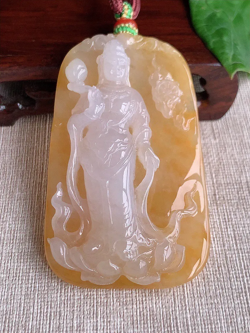 缅甸a货翡翠ddj老坑冰种黄翡大势至菩萨吊坠 整体73.2×44×13.8mm 66.00