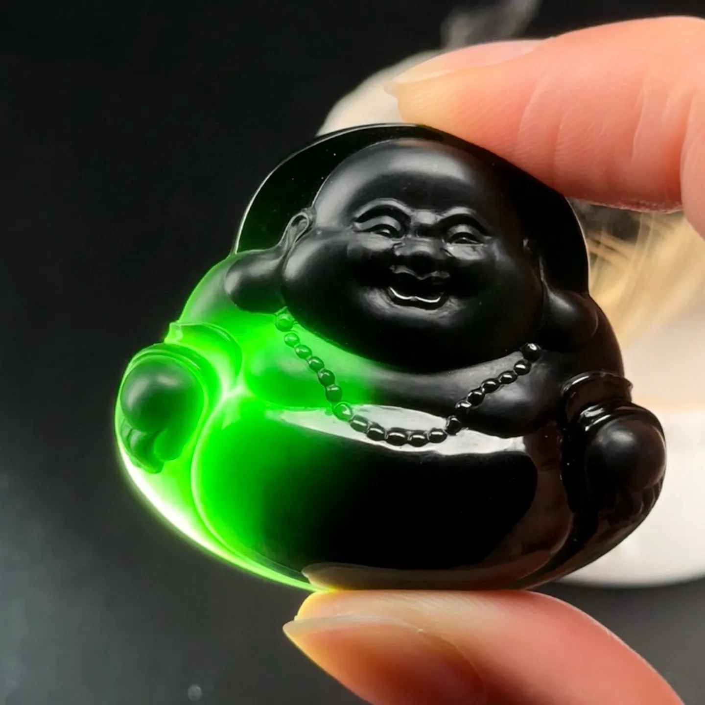 墨翠超厚大肚佛 种好色正 黑度极好 打灯通透 油性十足