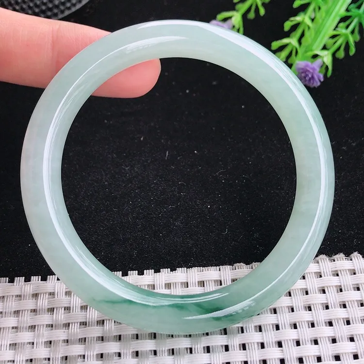 自然光56.8圈口老坑冰胶水灵飘花圆条手镯翡翠玉镯尺寸56.8/9.2/8.9