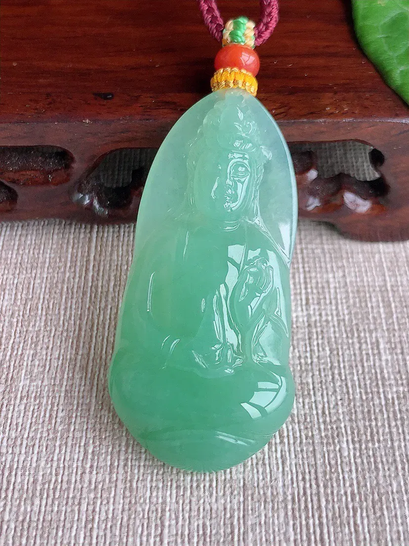 缅甸a货翡翠ddj老坑冰种满绿观音吊坠 整体49×24×7.6mm 18.70
