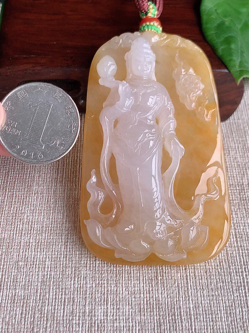 缅甸a货翡翠ddj老坑冰种黄翡大势至菩萨吊坠 整体73.2×44×13.8mm 66.00