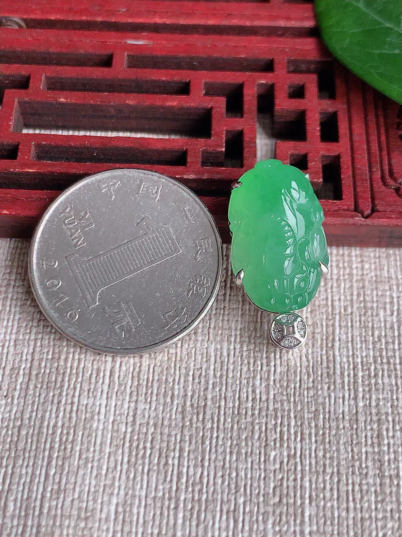 缅甸a货翡翠ddj老坑冰种18K金镶嵌甜绿招财貔貅吊坠 整体24×19.5×12×9.7mm 5.11