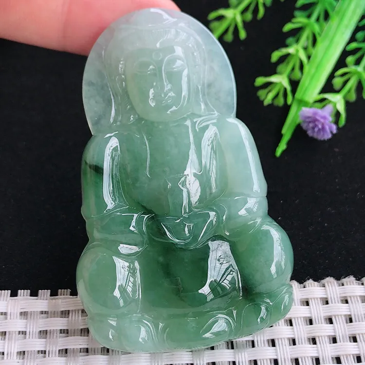 自然光老坑精美冰润飘花大件厚装观音菩萨吊坠尺寸70/44/7.8