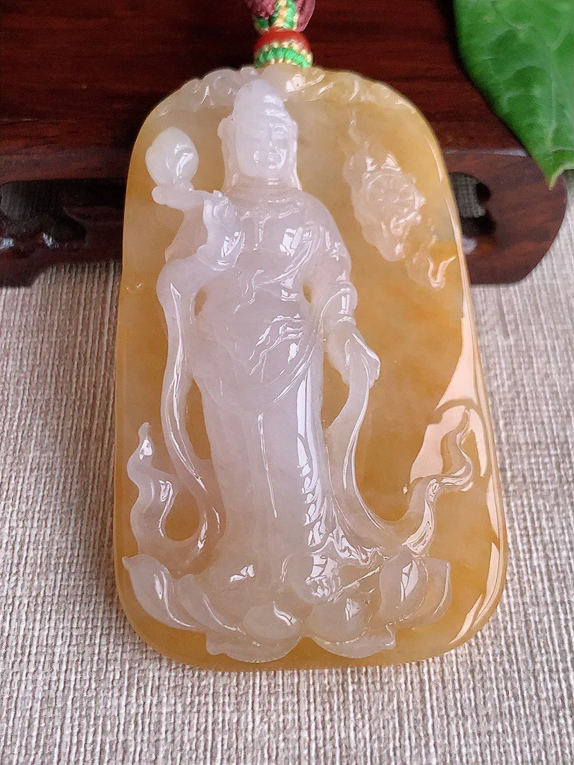 缅甸a货翡翠ddj老坑冰种黄翡大势至菩萨吊坠 整体73.2×44×13.8mm 66.00