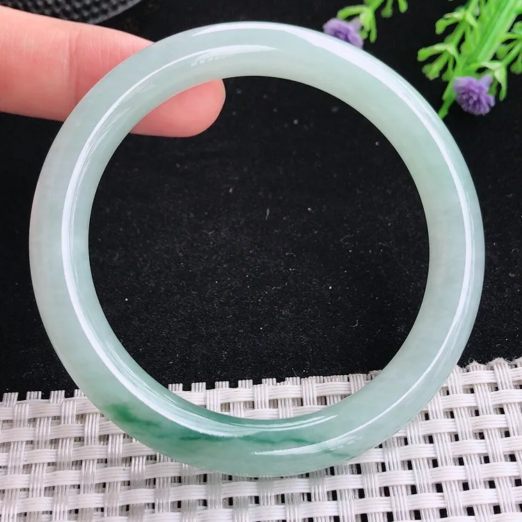 自然光56.8圈口老坑冰胶水灵飘花圆条手镯翡翠玉镯尺寸56.8/9.2/8.9