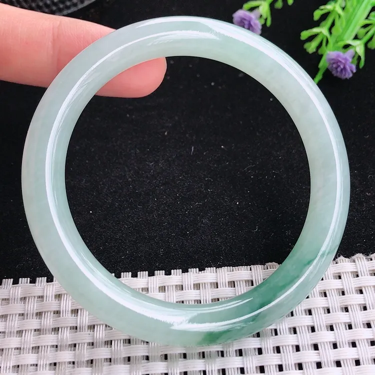 自然光56.8圈口老坑冰胶水灵飘花圆条手镯翡翠玉镯尺寸56.8/9.2/8.9