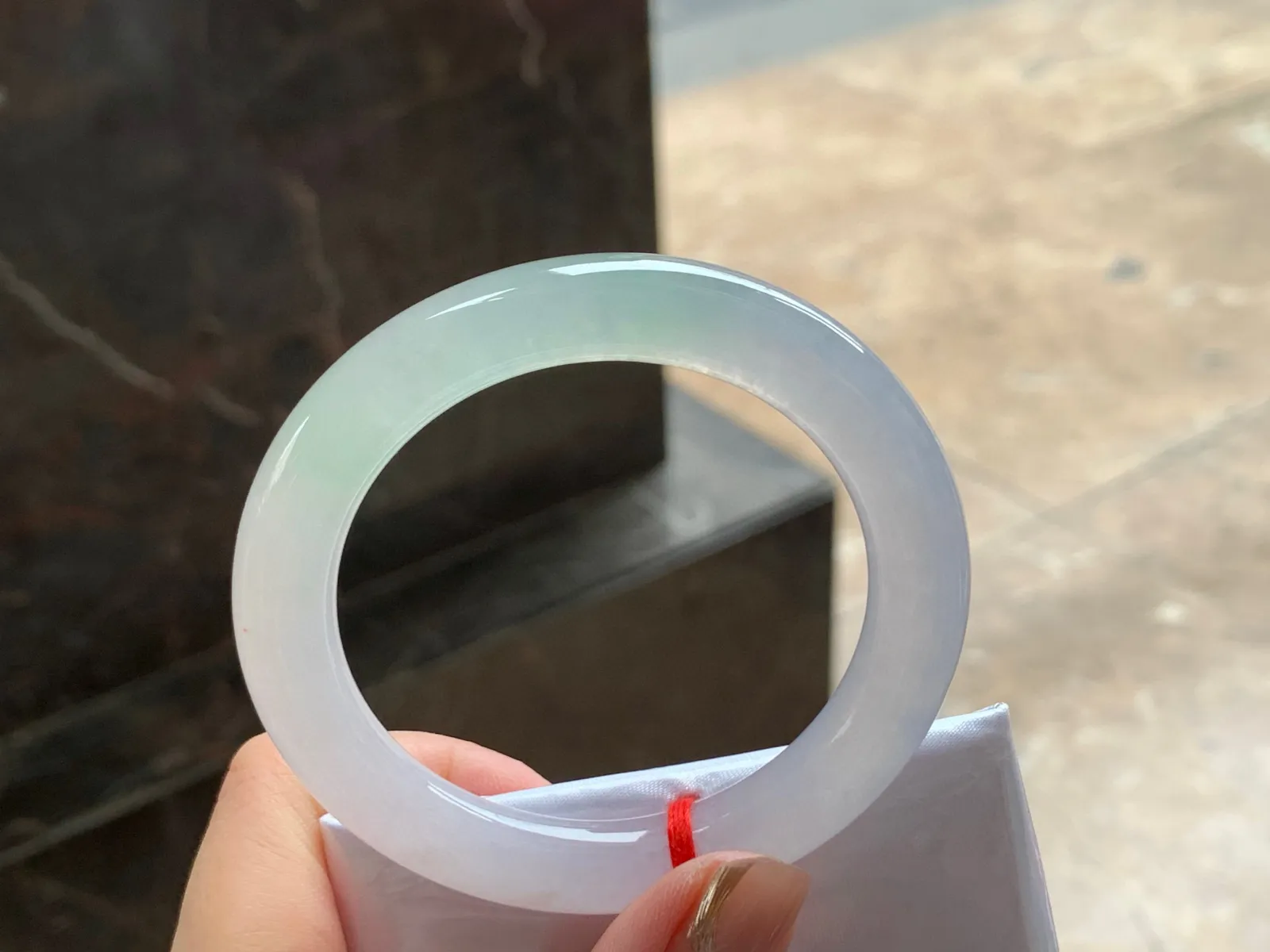 冰种福镯
清爽52/9.9/9.7mm