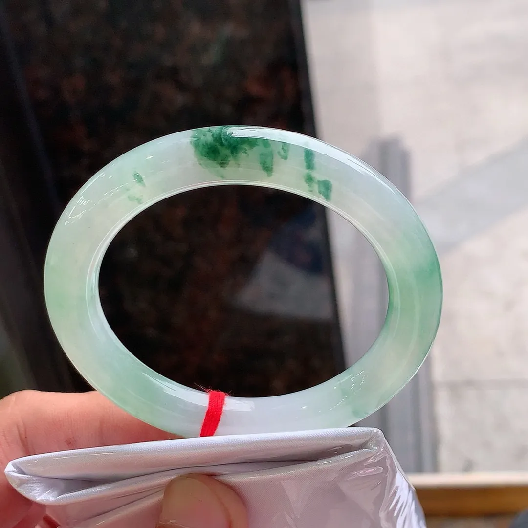 圆条高冰飘花 一丝棉线 尺寸:53.5/9.6 花美 种水好