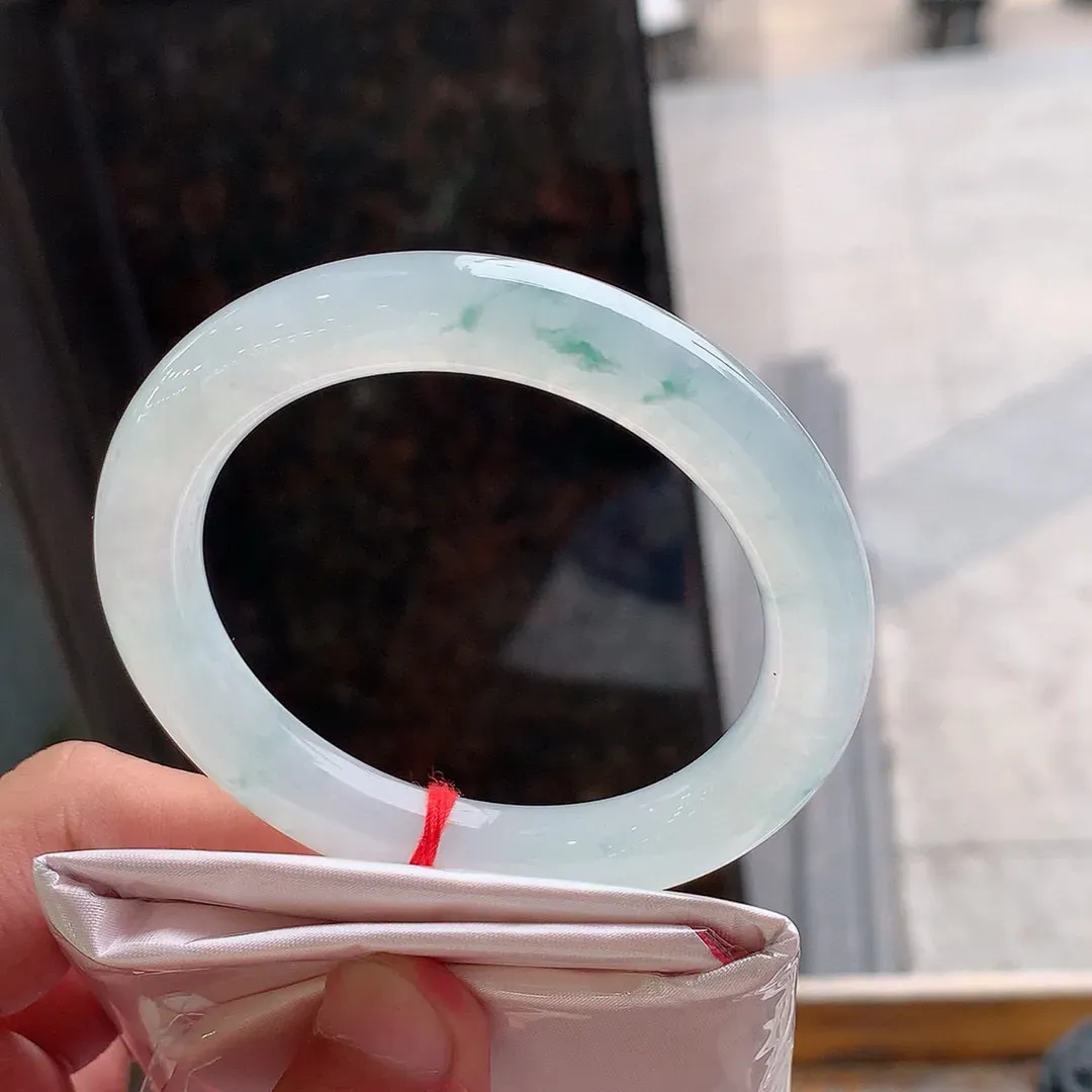 圆条冰玻飘花 无瑕 尺寸:55.2/10.2 种水好