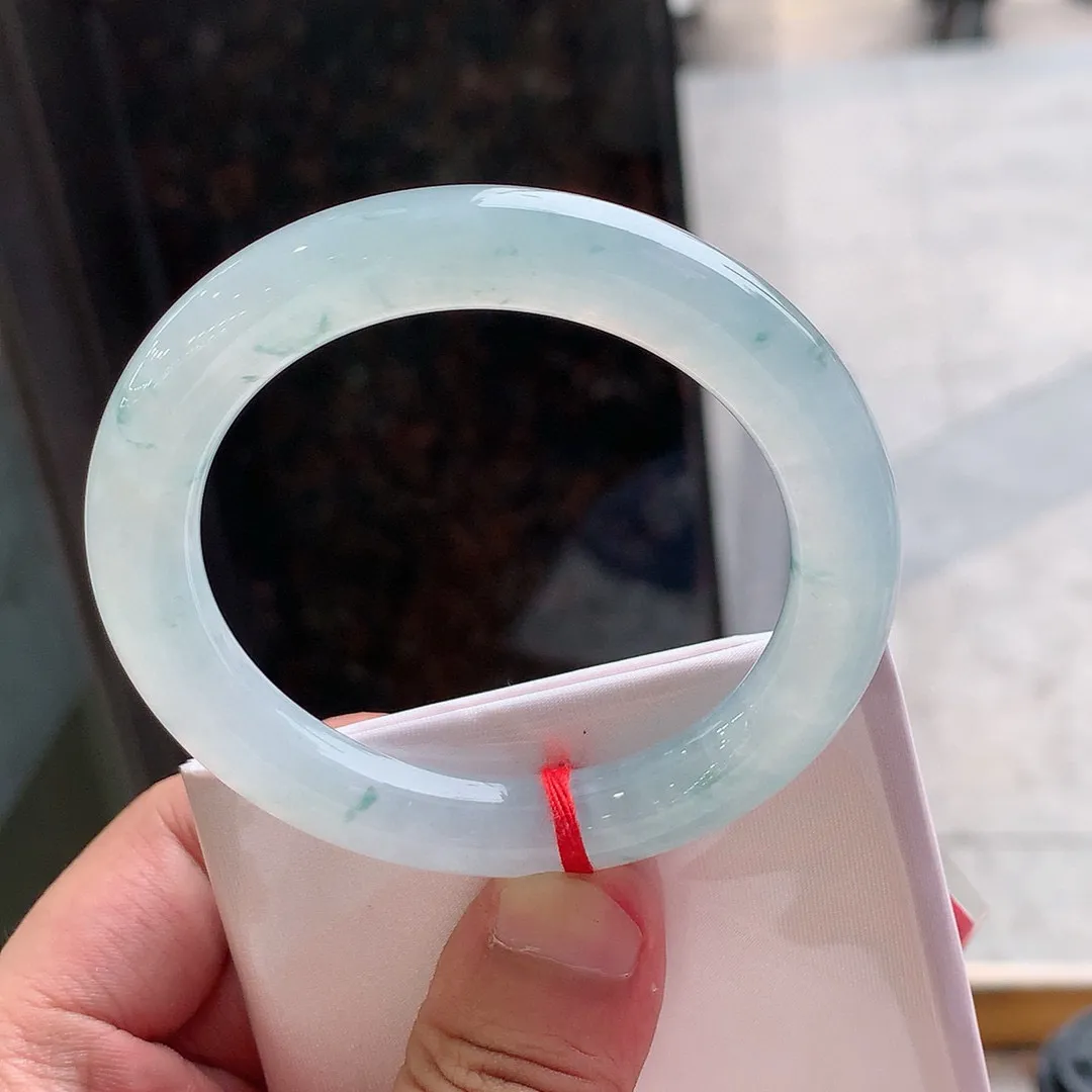 圆条冰玻飘花 无瑕 尺寸:55.2/10.2 种水好