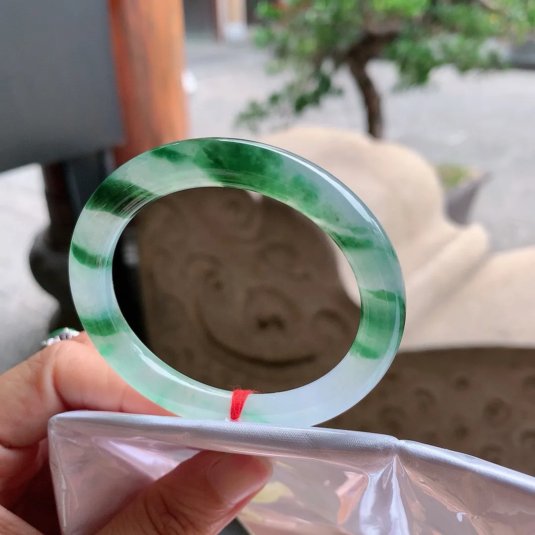 圆条冰玻飘花 天然棉根 尺寸:51.1/8.3 花美 种水好