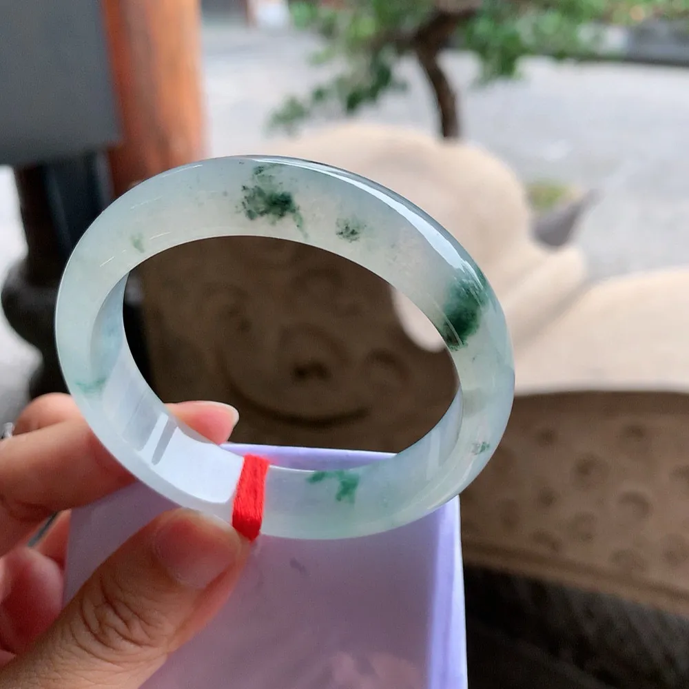 正圈冰玻飘花 无瑕 尺寸:53.4/12.7/6.9 花美 种水好