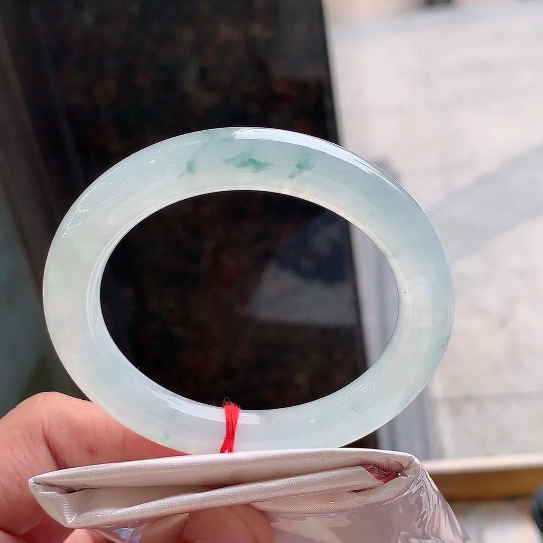 圆条冰玻飘花 无瑕 尺寸:55.2/10.2 种水好