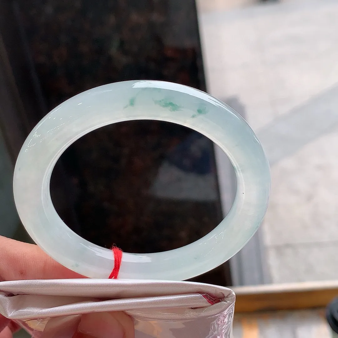 圆条冰玻飘花 无瑕 尺寸:55.2/10.2 种水好