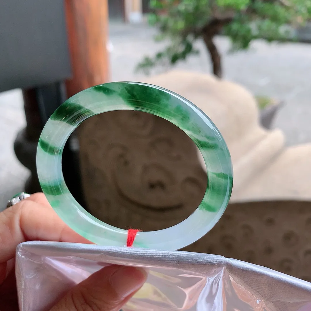 圆条冰玻飘花 天然棉根 尺寸:51.1/8.3 花美 种水好