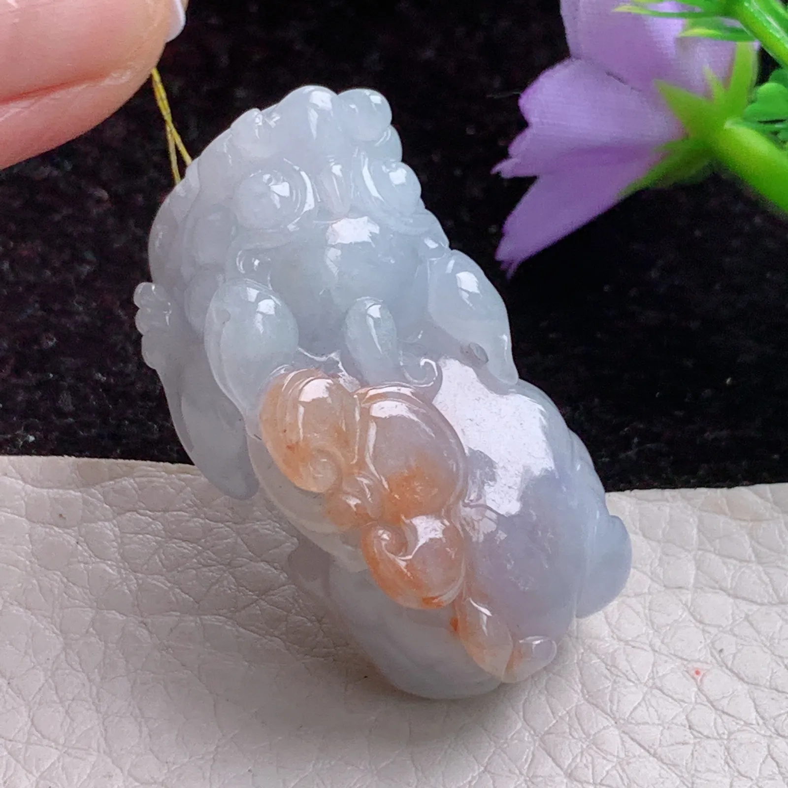 xj实拍41*22*13.5缅甸翡翠A货精雕双彩貔貅 玉皮休玉吊坠 玉挂件
