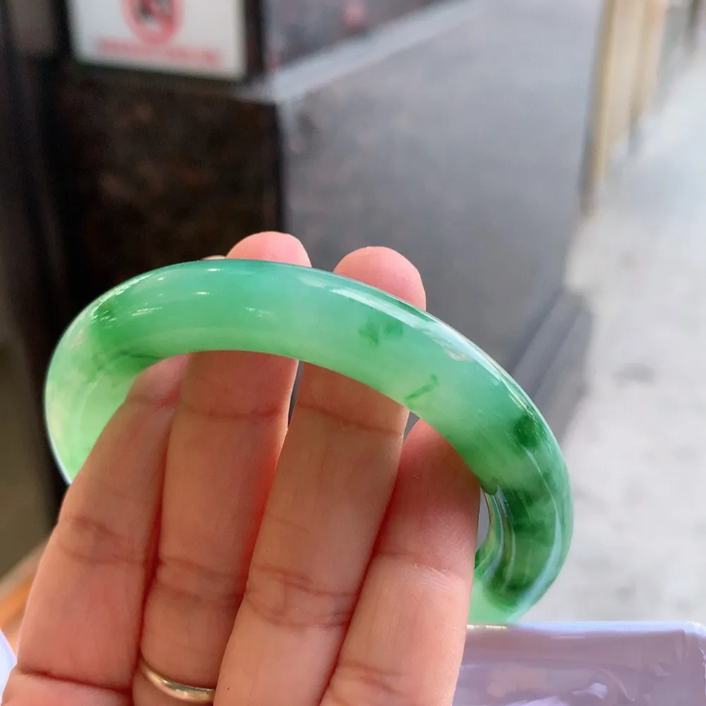 圆条冰晴底绿花 无瑕 尺寸:55/11.2  有种有色