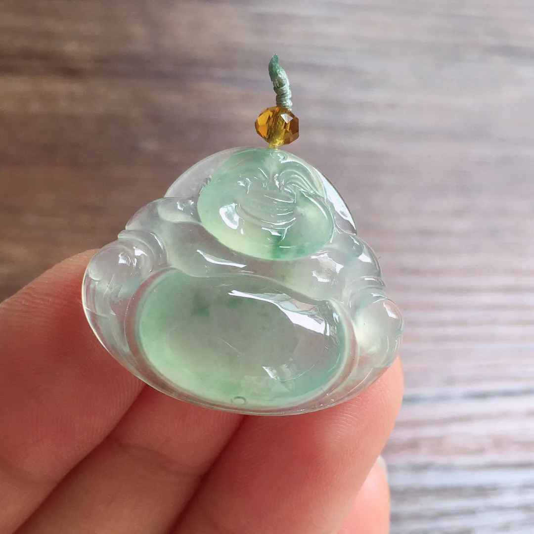 冰飘花笑佛，冰润细腻，品相饱满，种水足，整体尺寸23.5*28.8*5.7