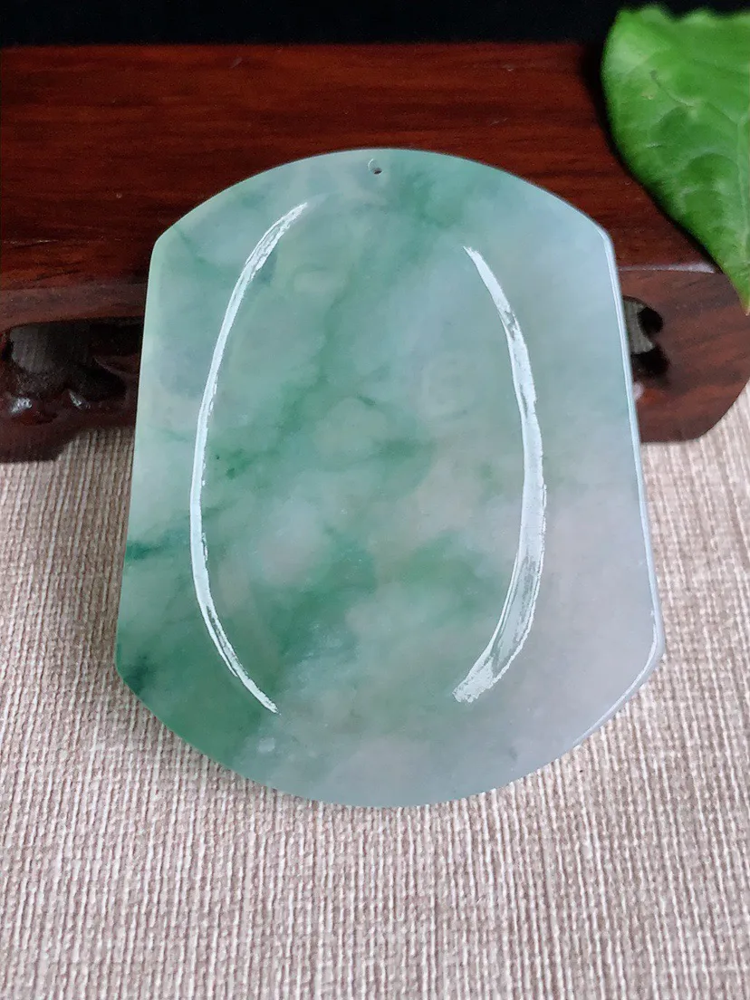 缅甸a货翡翠ddj老坑冰种飘花文殊菩萨吊坠 整体58.5×47.8×5.5mm 31.94